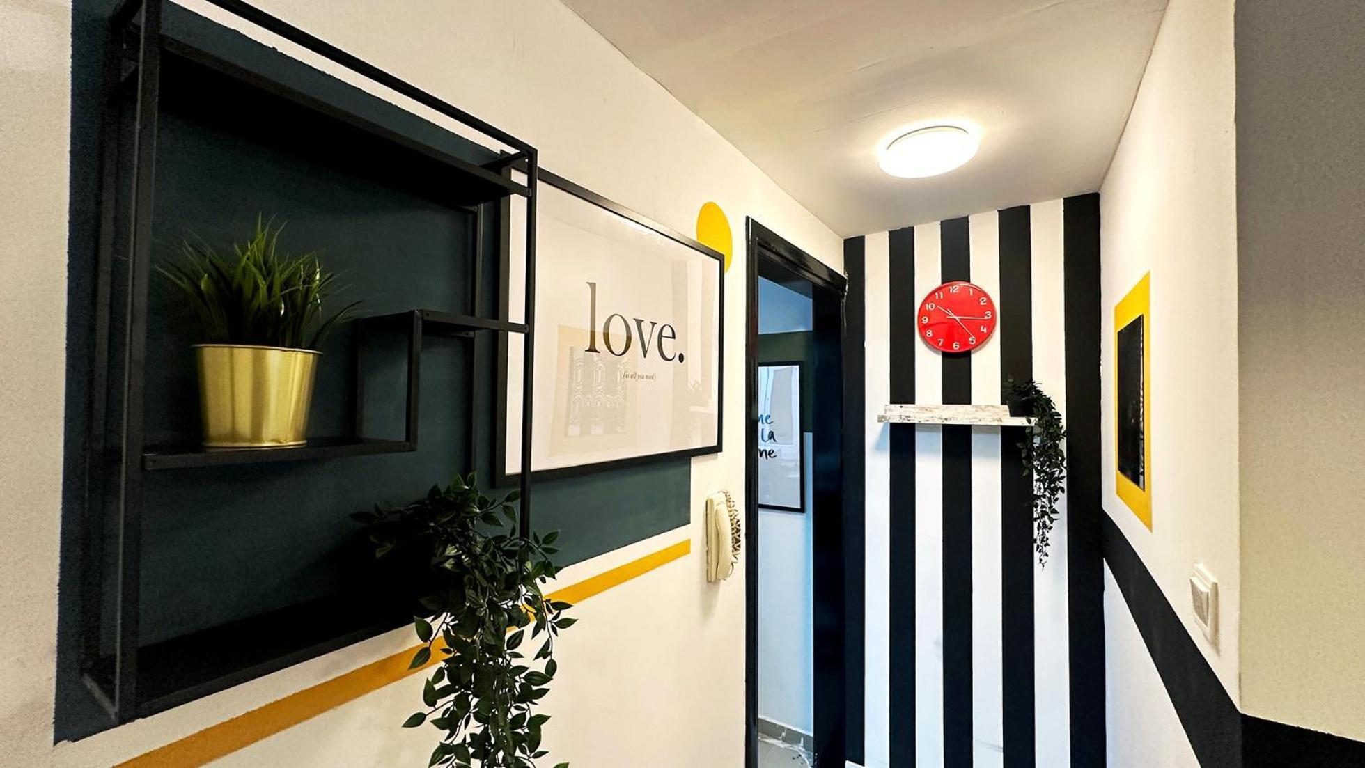 Homestay Cozy Corner Partition Near Burjuman Metro *