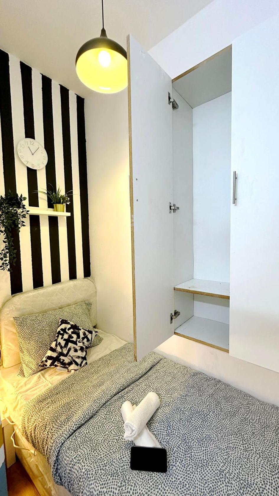 Cozy Corner Partition Near Burjuman Metro Dubai
