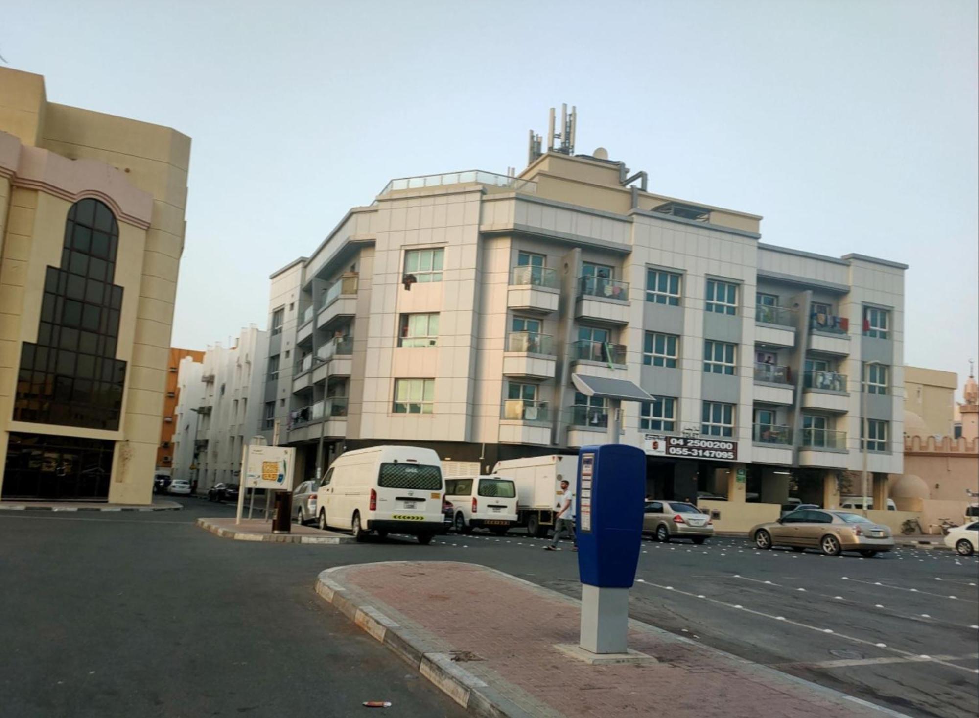 Homestay Cozy Corner Partition Near Burjuman Metro Dubai